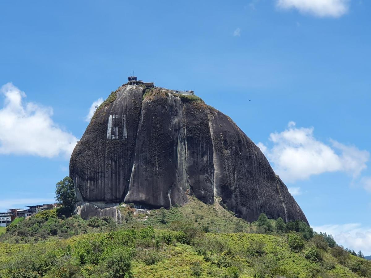 Domus Glamping Guatape Hotel Kültér fotó